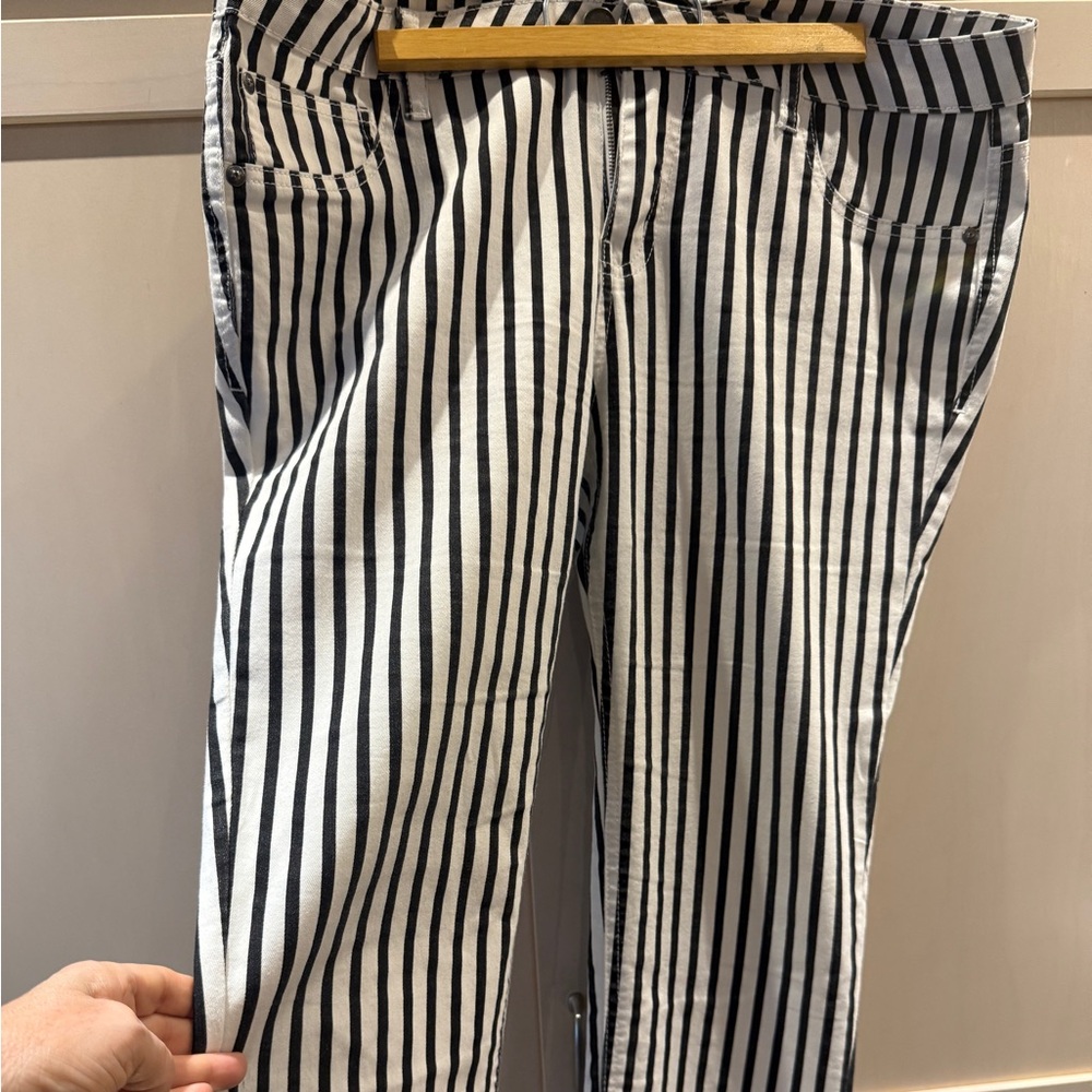 Material Girl Black and White Striped pants